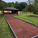 Апартаменты La Tulipe, Ruime Adult-only Met Tuin En Zwembad, *